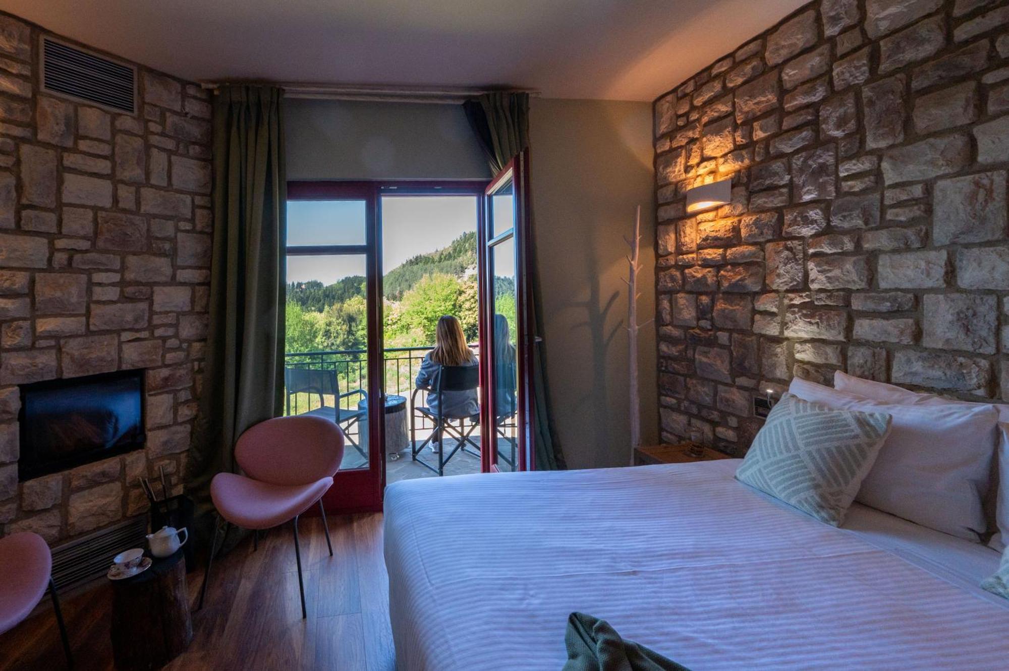 Rouista Tzoumerka Resort Vourgareli Exterior foto